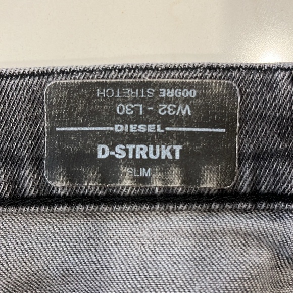 NWT Diesel D-Strukt mens grey relaxed fit slim Italian design jeans 100% denim - Picture 12 of 12